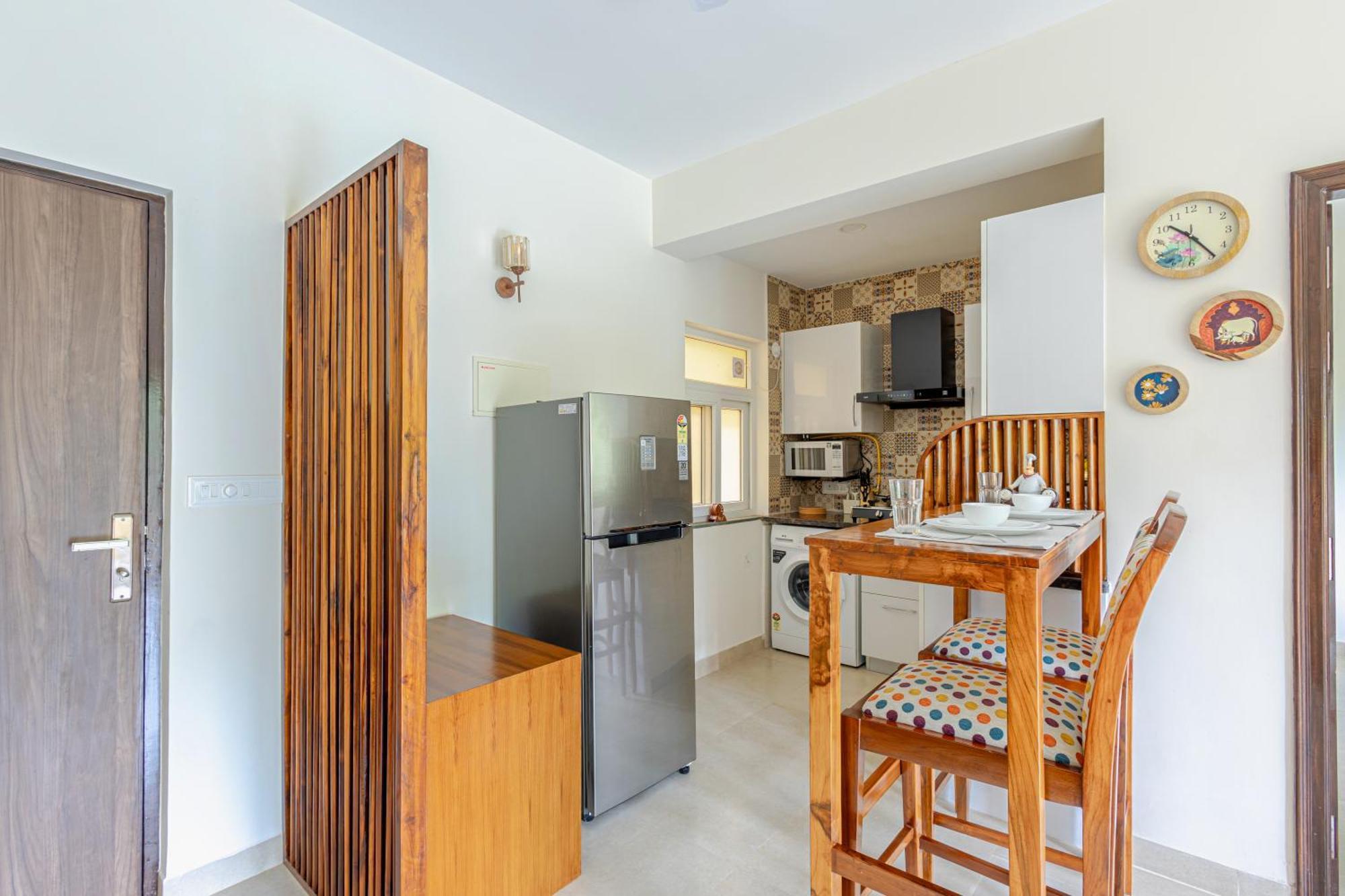 Alaya Stays 1 Bhk With Balcony & Pool - Veera Marina Candolim Exteriör bild