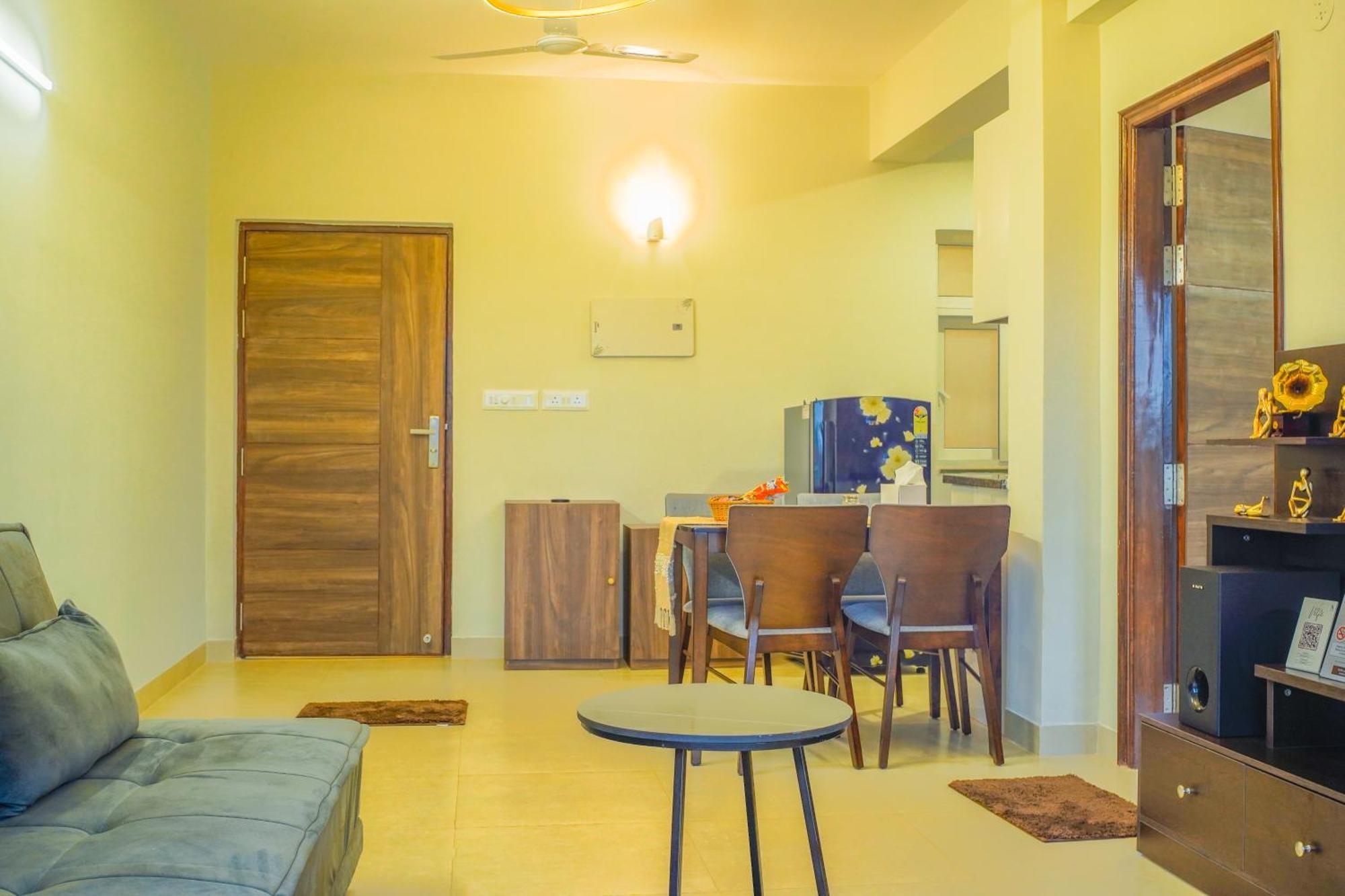 Alaya Stays 1 Bhk With Balcony & Pool - Veera Marina Candolim Exteriör bild